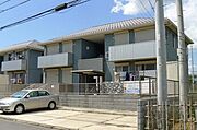 敷地内駐車場1台無料です♪