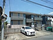 部屋から駐車場が見えますので、安心です♪