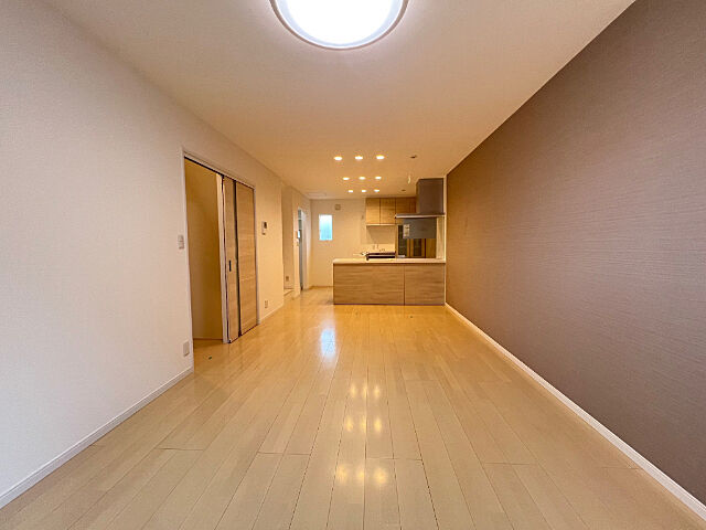 リビング/ダイニング スマｅタウン足立竹ノ塚 1階/E2