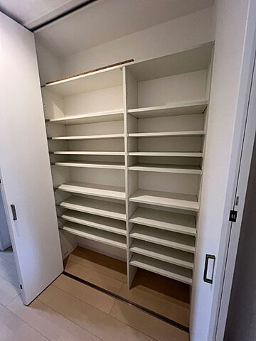 収納 スマｅタウン足立竹ノ塚 1階/E2
