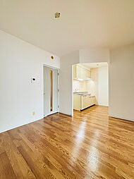 メイプルタウン 0206 2階3DKのリビング/ダイニング