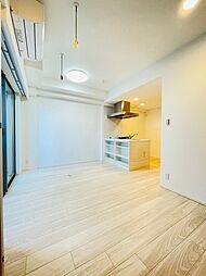 プレール・ドゥーク横濱山下町 0702 7階ワンルームのリビング/ダイニング