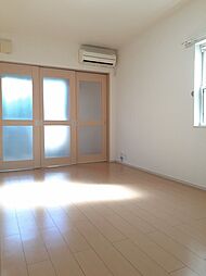 エレガンス 101 1階1LDKのリビング/ダイニング