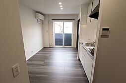 DCR村上南 102 1階1LDKの室内