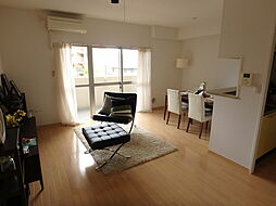 シエル 0306 3階1LDKのリビング/ダイニング