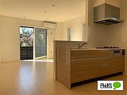 ｂａｍｂｉｖｏ 0101 1階2LDKのリビング/ダイニング