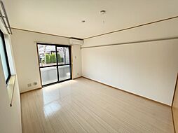 クレアーレ 0101 1階1Kのリビング/ダイニング