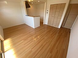 ヴァン・リジェル 0203 2階1LDKのリビング/ダイニング