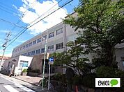 小学校「名古屋市立春岡小学校まで637m」