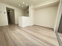 コートセブンエイト 302 3階1LDKの室内