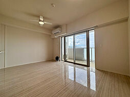 レーヴグランディてだこ浦西タワー 702 7階3LDKのリビング/ダイニング