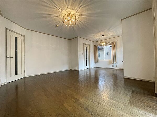 detached 埼玉県白岡市新白岡1丁目

地図を見る