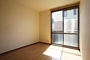 ※入居中またはリフォーム中のため同棟別室写真