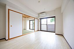 居間