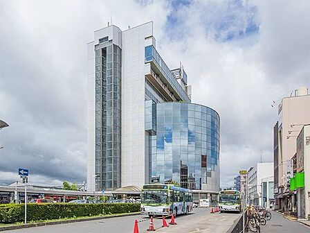 西武池袋線飯能駅 徒歩20分。 1610m