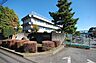 周辺：入間市立豊岡小学校 徒歩8分。 600m