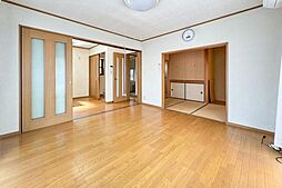 居間