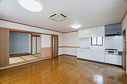 居間