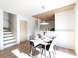 リビング/ダイニングの画像