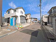 前面道路を含む現地写真