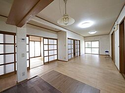 居間
