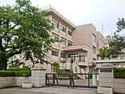 所沢市立安松中学校 徒歩9分。 670m