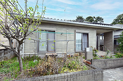 外観:2009年12月築/平屋建ての2LDK+納戸 外観:2009年12月築/平屋建ての2LDK+納戸
