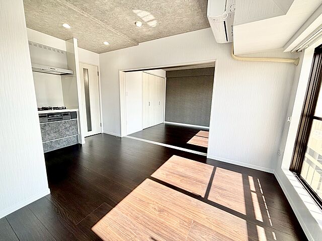 リビング/ダイニング ライオンズガーデン綾瀬谷中公園 8階/-