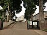 周辺：「柏市立富勢小学校」比較的明るい雰囲気があり、教師の子供たちへの対応が良いです。