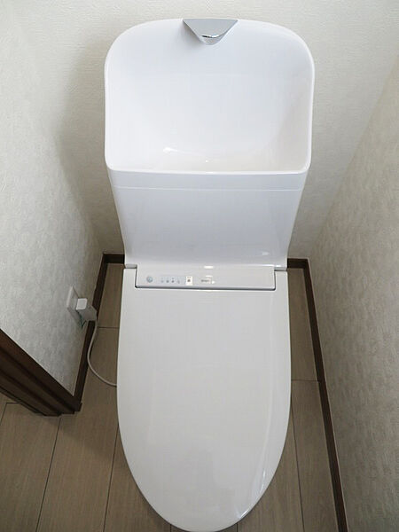 トイレを拡大表示