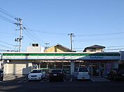 ファミリーマート南中山一丁目店まで453ｍ