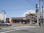 セブンイレブン館林城町店まで627ｍ
