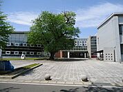 太田市立尾島図書館まで962ｍ