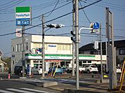 ファミリーマートまで400ｍ
