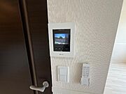 カメラ付インターホン