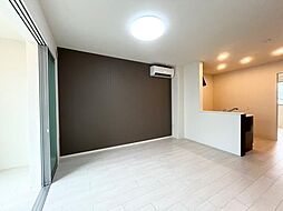 ベルスーズ 202 2階2LDKのリビング/ダイニング