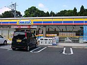 ミニストップわかぐさ公園前店まで752ｍ