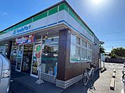 ファミリーマート天白島田店まで595ｍ