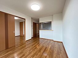 ピア・シティー神野々 101 1階2LDKのリビング/ダイニング