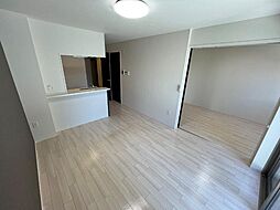 ファインハイム 105 1階1LDKのリビング/ダイニング