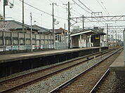 山陽電鉄亀山駅まで1、100ｍ
