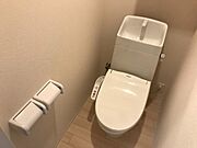 シャワー付トイレ