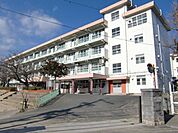北九州市立吉田小学校まで466ｍ