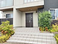 愛媛県四国中央市三島金子3丁目4-14：物件画像／積水ハウスシャーメゾンPM中国四国株式会社　愛媛賃貸営業所　新居浜オフィス