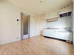 フォーレス華　Ｂ棟 B0102 1階2DKのリビング/ダイニング