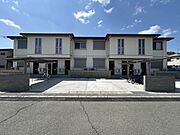 屋根付きのサイクルポートです。