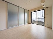 くつろぎの空間！開放的なリビングです。