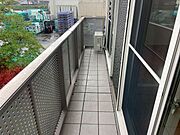 【バルコニー】バルコニーがありますので、お洗濯の際に便利です