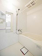 【Ｂａｔｈｒｏｏｍ】シャワータイム・バスタイム　忙しい日々の中でのリラックスタイムにゆったりとご利用下さい。