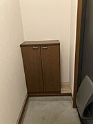玄関収納付きの玄関
